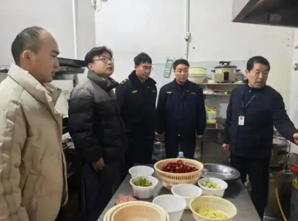 bba1cd11728b4710723e5e02bbb02dedfd03237e.jpg bba1cd11728b4710723e5e02bbb02dedfd03237e.jpg